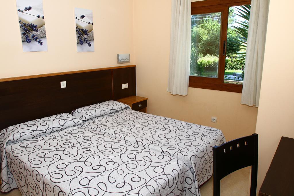 Apartamentos Coral Do Mar III Montalvo Quarto foto